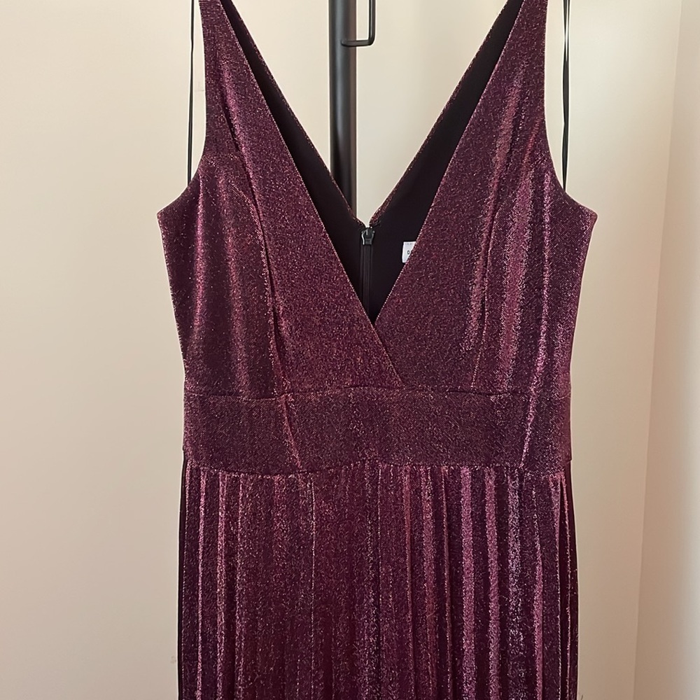 💕HP!💕 Dress the Population medium gown - Picture 4 of 16